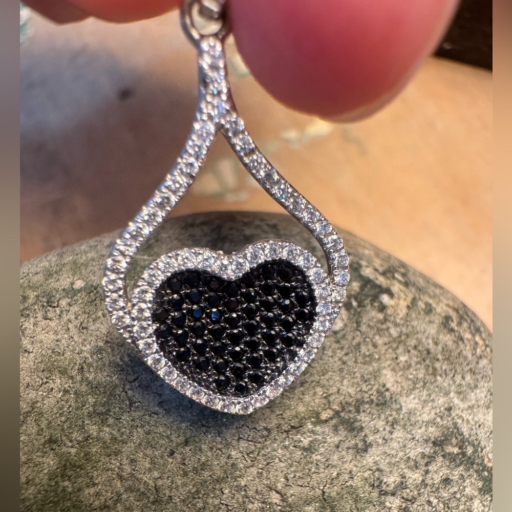 HEART PENDANT - Picture 7 of 7